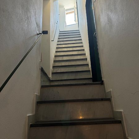 Апартаменты Attico Sul Porticciolo Antico Di Камольи Экстерьер фото